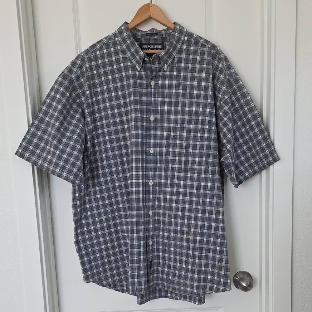 Abercrombie & Fitch Men's Blue Checkered Shirt